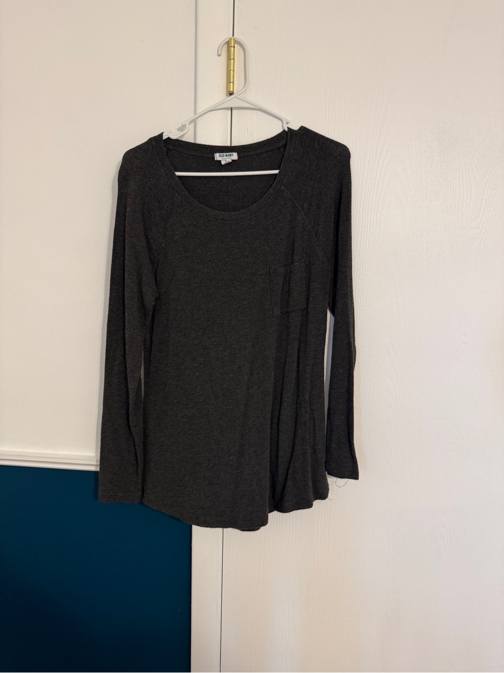 Old Navy Charcoal Scoop Neck Long Sleeve Top